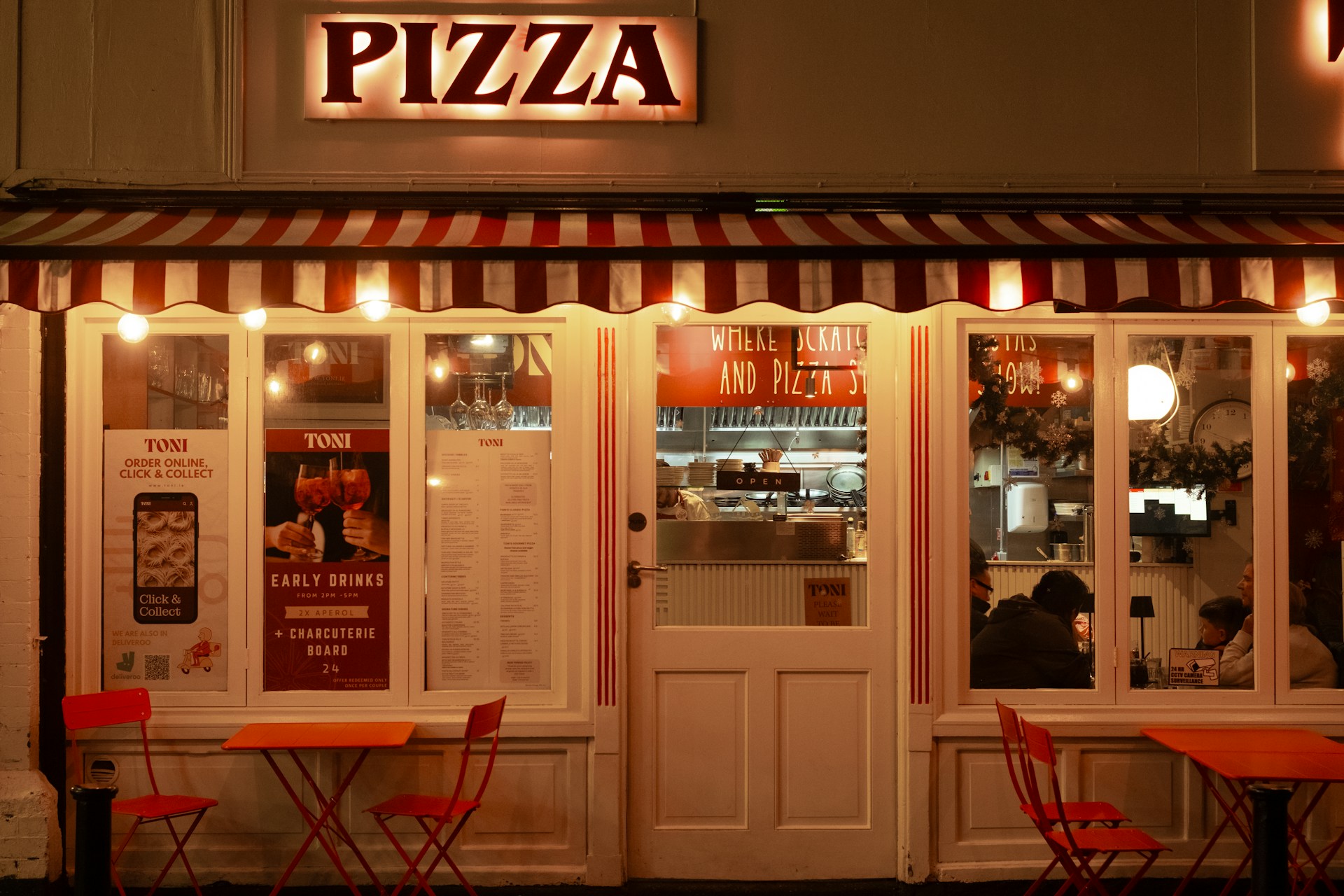 Pizza-resto-valjast